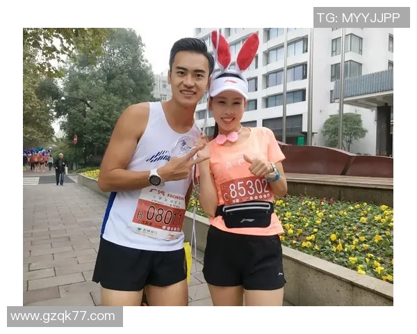 城市马拉松精彩回顾:杭州滑板队展现惊人速度与团队精神 城市马拉松精彩回顾:杭州滑板队展现惊人速度与团队精神