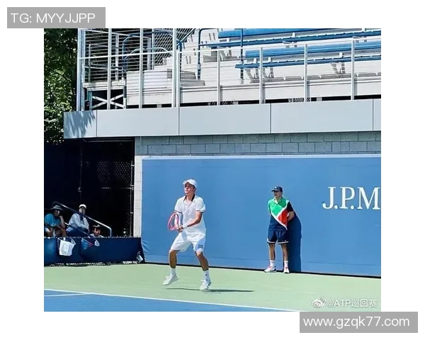 赛后复盘：北京网球队与广州网球队的默契配合与战术分析