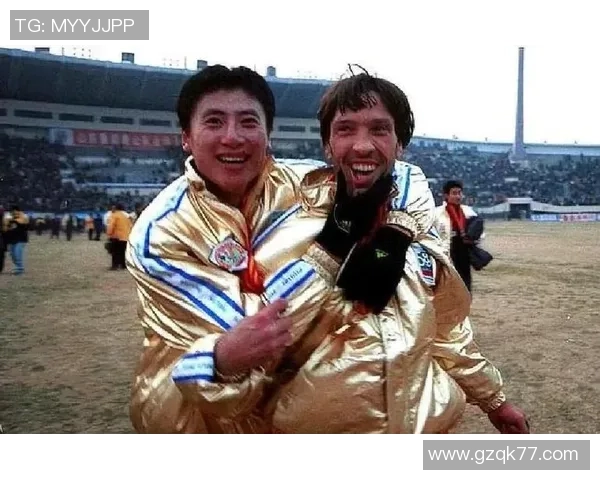 中国最早足球明星的传奇故事与对中国足球的深远影响