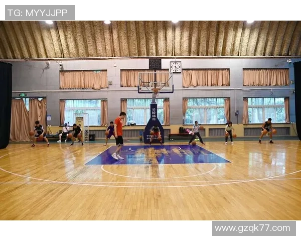 周强篮球生涯回顾与展望对话分享篮球梦想与奋斗历程